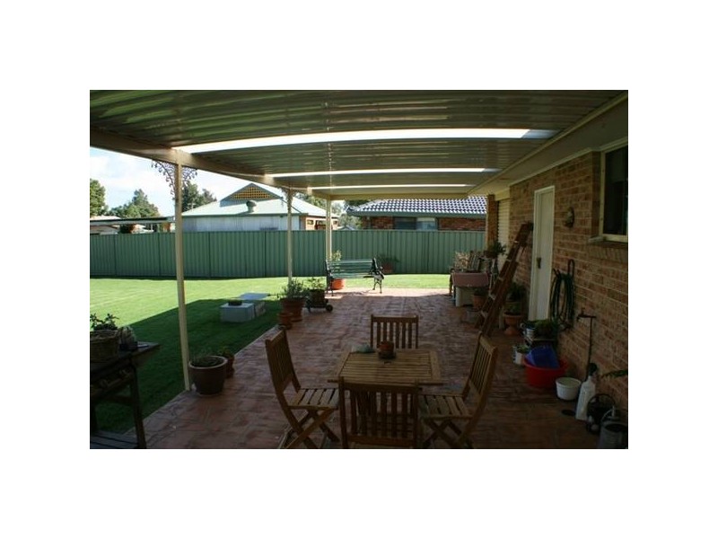 57 Carlton Road, Thirlmere NSW 2572