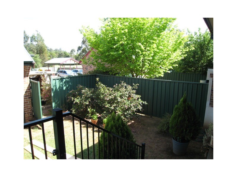 2/141 Menangle Street, Picton NSW 2571