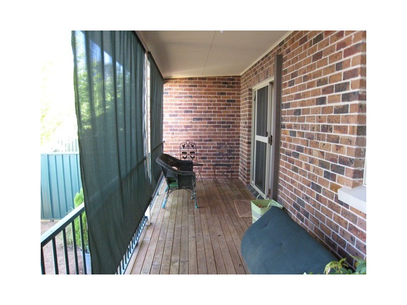 2/141 Menangle Street, Picton NSW 2571