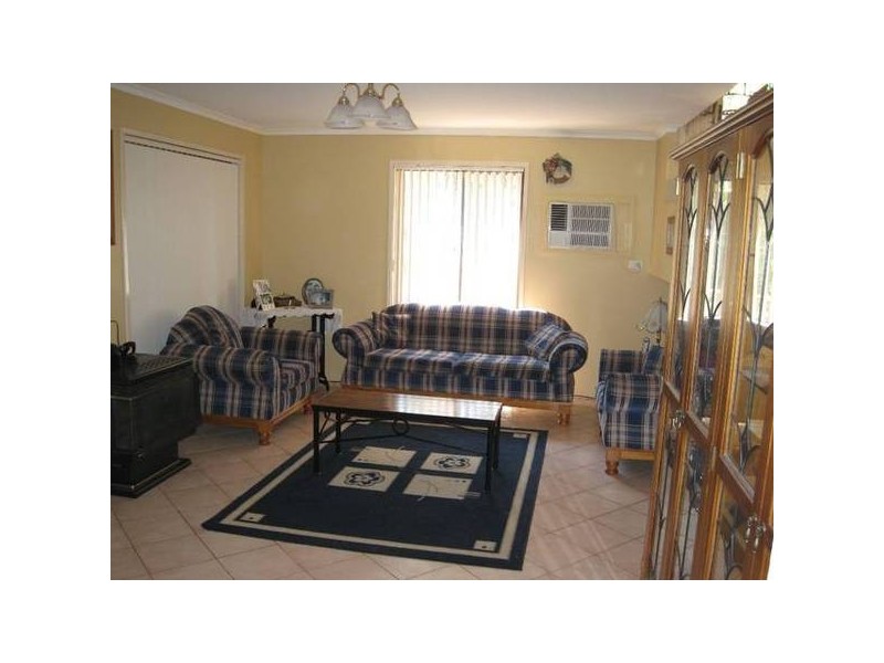 6 Victa Place, Thirlmere NSW 2572