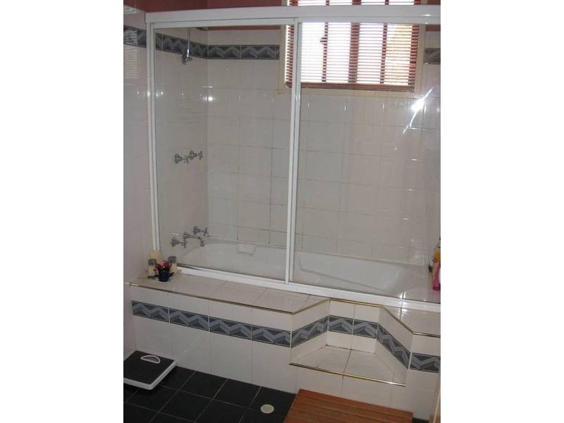 6 Victa Place, Thirlmere NSW 2572