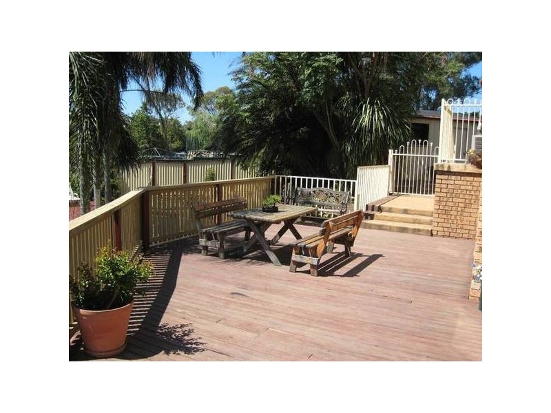 6 Victa Place, Thirlmere NSW 2572