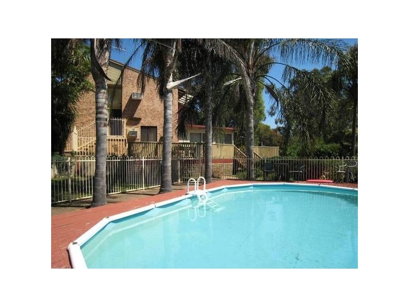 6 Victa Place, Thirlmere NSW 2572