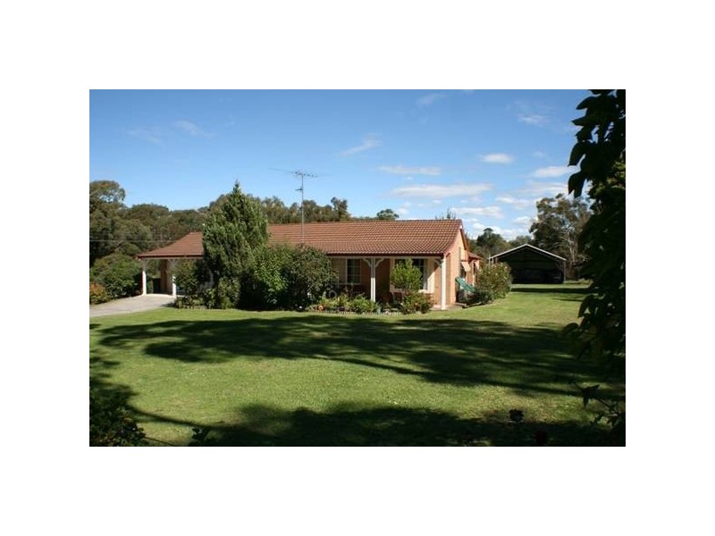 5 Leonard Street, Thirlmere NSW 2572