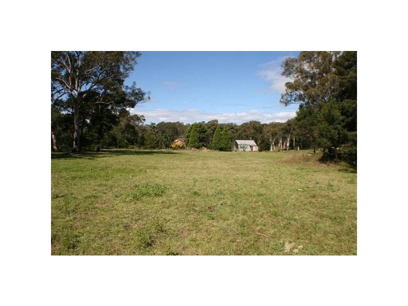 5 Leonard Street, Thirlmere NSW 2572