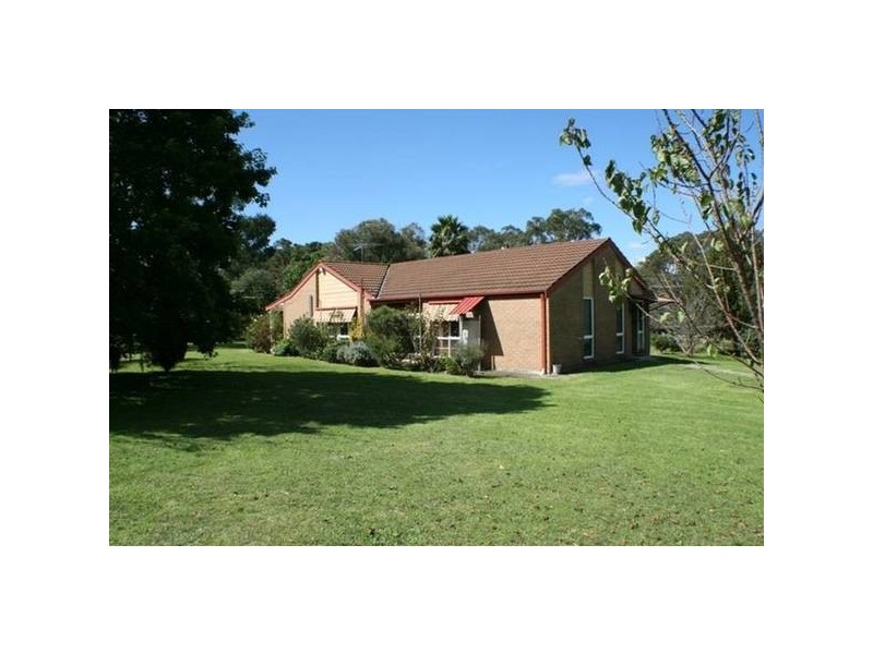5 Leonard Street, Thirlmere NSW 2572