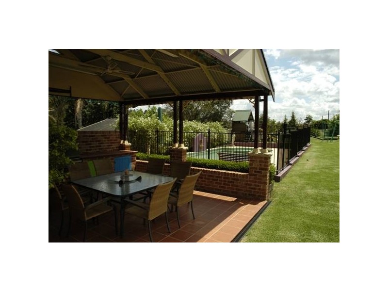 3 Myrtle Creek Avenue, Tahmoor NSW 2573