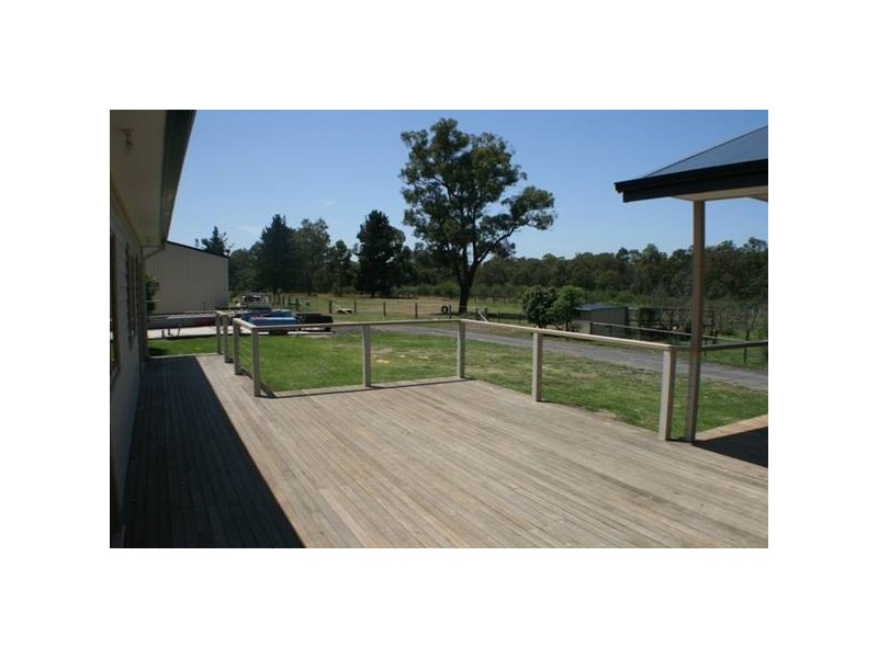30 Oaks Road, Thirlmere NSW 2572