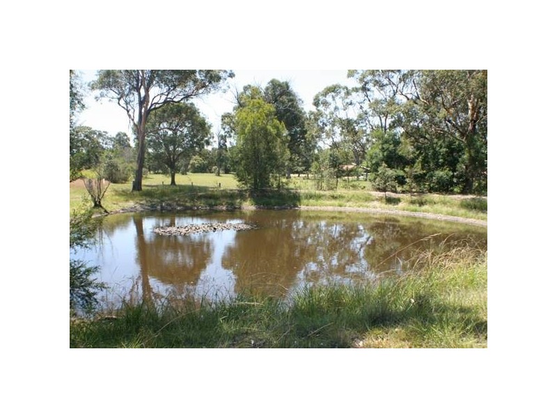 30 Oaks Road, Thirlmere NSW 2572