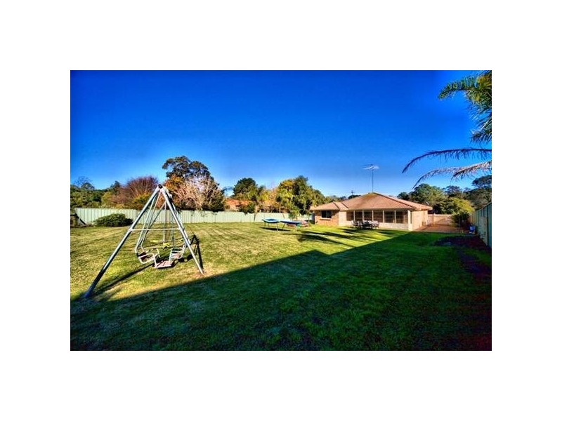 10 Westbourne Avenue, Thirlmere NSW 2572