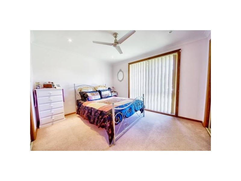 10 Westbourne Avenue, Thirlmere NSW 2572