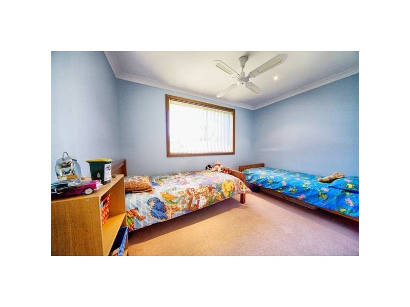 10 Westbourne Avenue, Thirlmere NSW 2572
