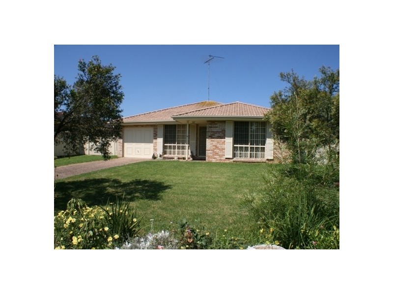 10 Westbourne Avenue, Thirlmere NSW 2572