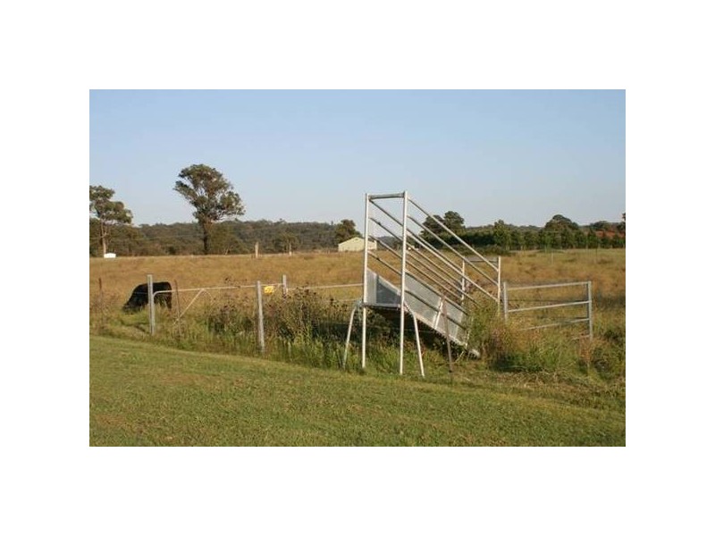 Pheasants Nest NSW 2574