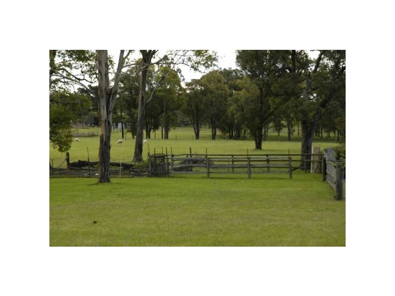 Pheasants Nest NSW 2574