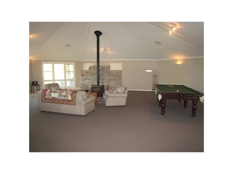 1 Weeta Street, Picton NSW 2571