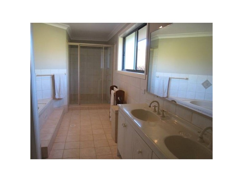 1 Weeta Street, Picton NSW 2571