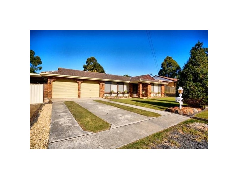 17 Grenfell Street, Buxton NSW 2571