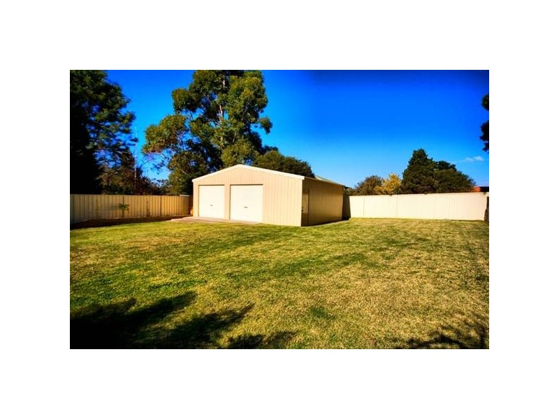 17 Grenfell Street, Buxton NSW 2571