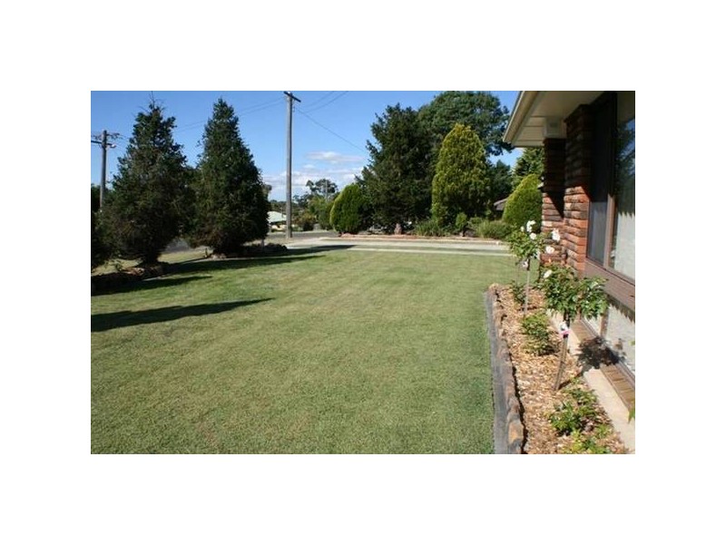 17 Grenfell Street, Buxton NSW 2571