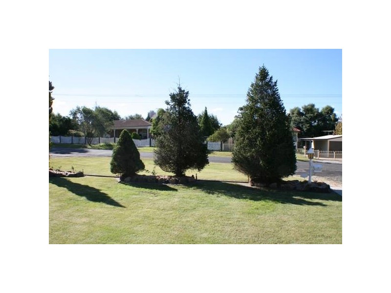 17 Grenfell Street, Buxton NSW 2571