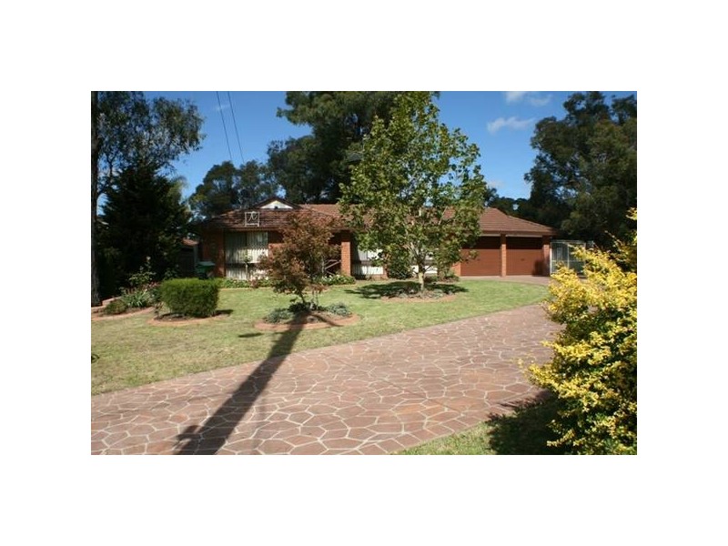 6 Dudley Place, Tahmoor NSW 2573