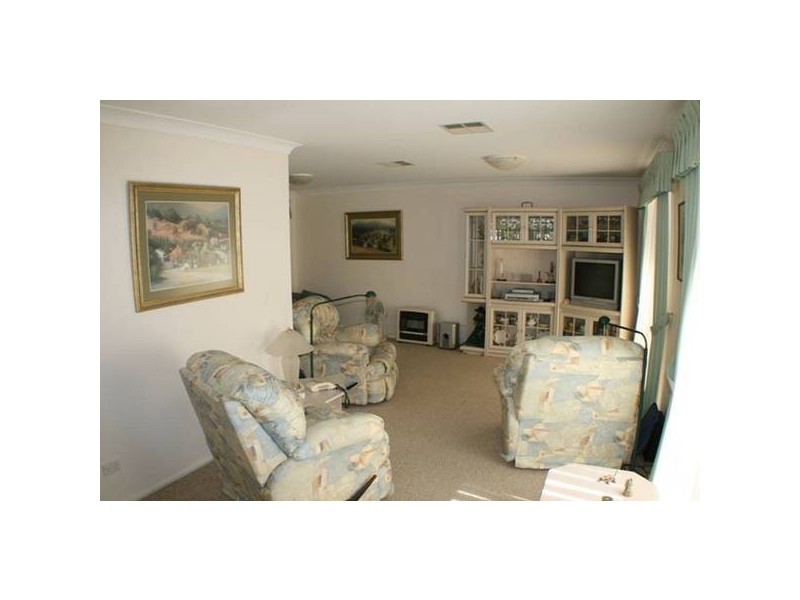 6 Dudley Place, Tahmoor NSW 2573