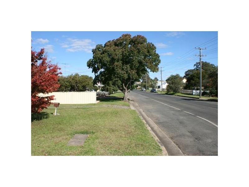 64 Westbourne Avenue, Thirlmere NSW 2572