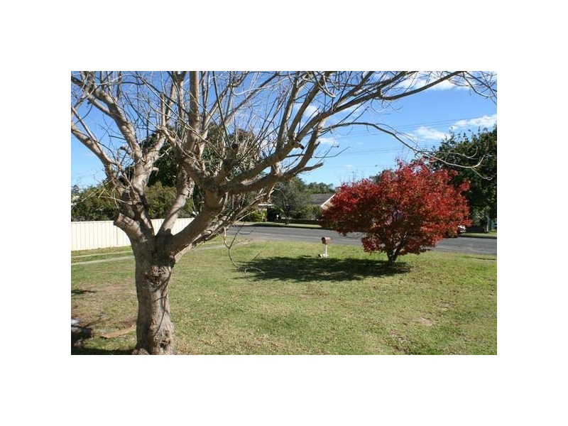 64 Westbourne Avenue, Thirlmere NSW 2572