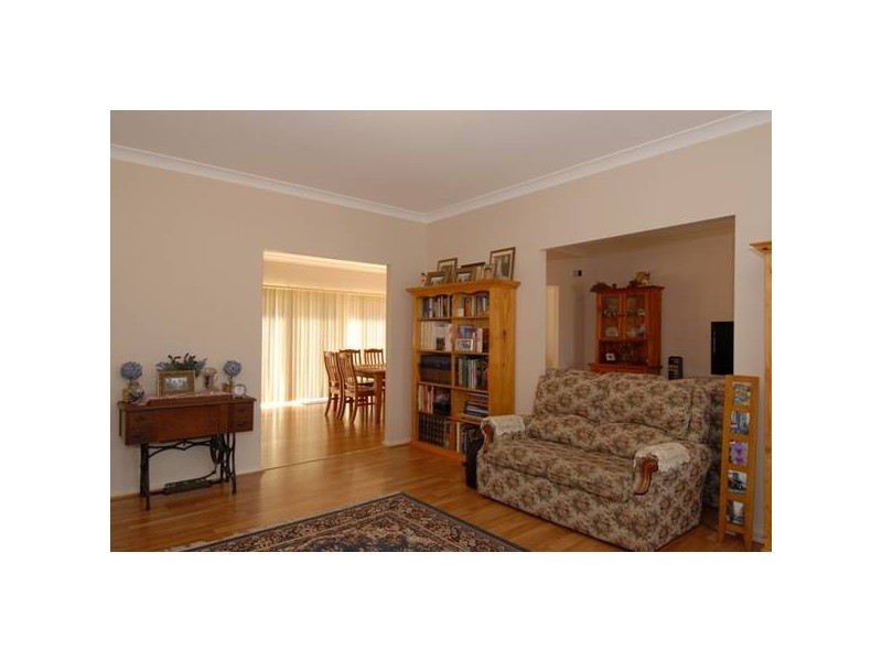 4A Antill Street, Thirlmere NSW 2572