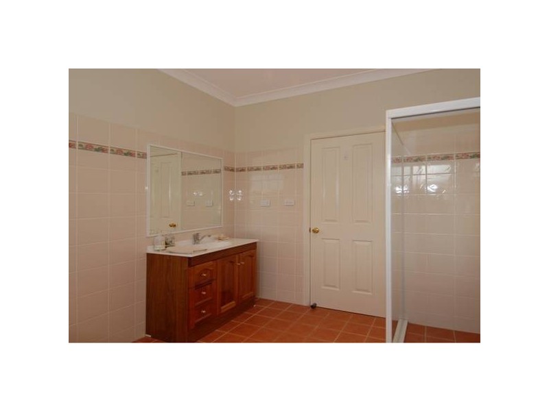 4A Antill Street, Thirlmere NSW 2572