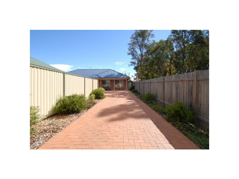 4A Antill Street, Thirlmere NSW 2572