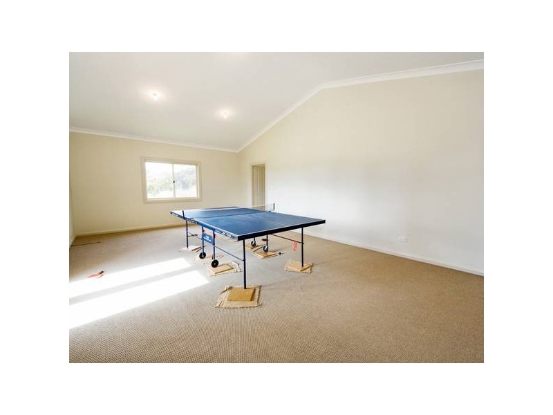 30 Oaks Road, Thirlmere NSW 2572