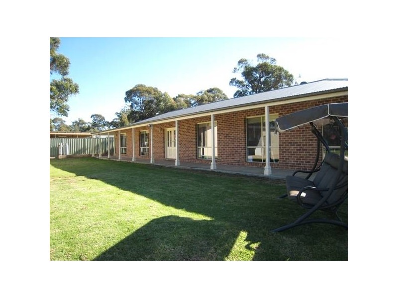6 The Falls Road, Yerrinbool NSW 2575