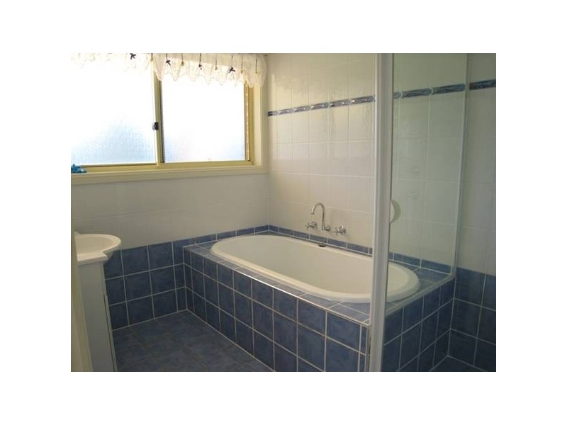 6 The Falls Road, Yerrinbool NSW 2575