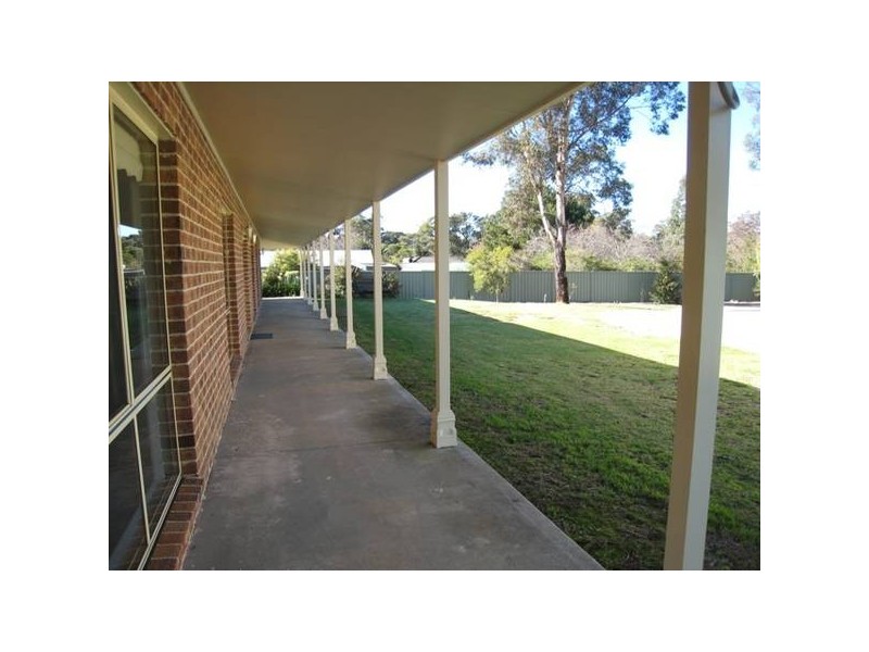 6 The Falls Road, Yerrinbool NSW 2575