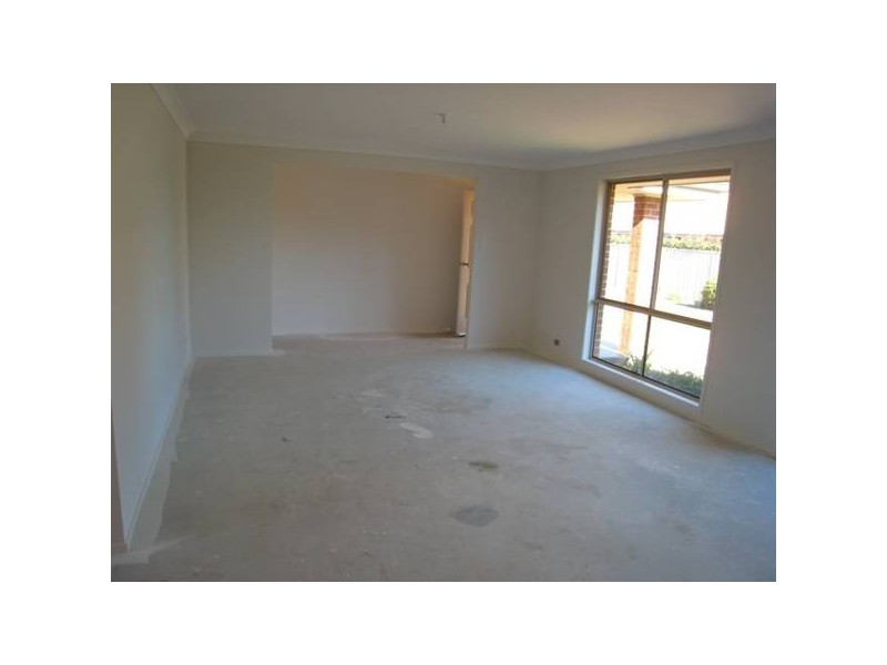 8B Mason Street, Thirlmere NSW 2572