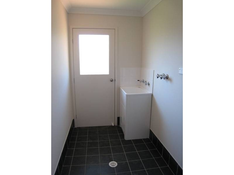 8B Mason Street, Thirlmere NSW 2572