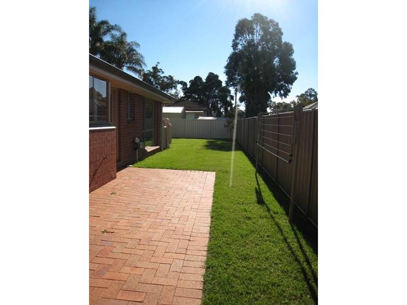 8B Mason Street, Thirlmere NSW 2572