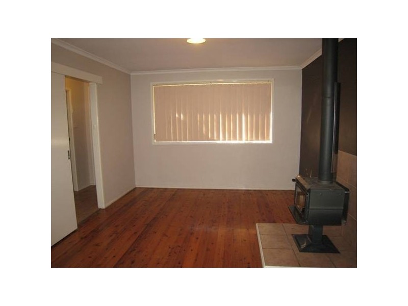 65 Remembrance Dr, Tahmoor NSW 2573