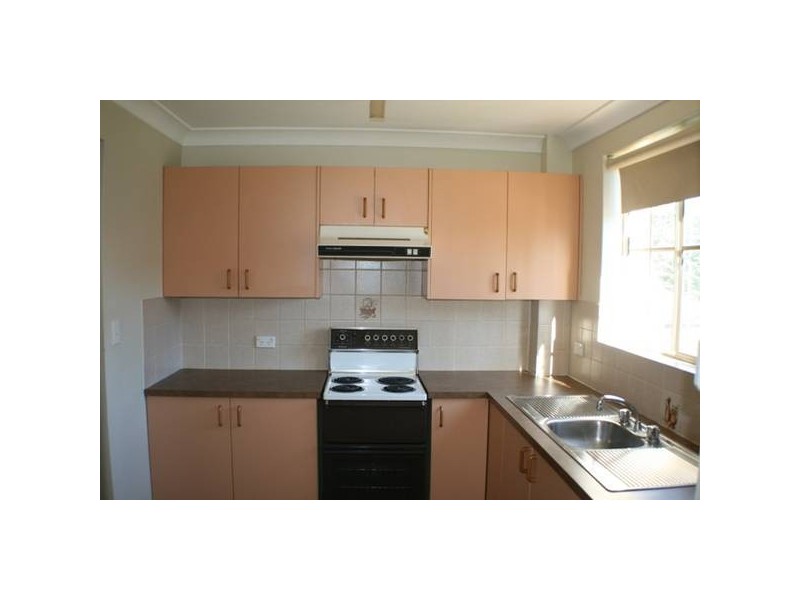 7/4 Margaret Street, Picton NSW 2571