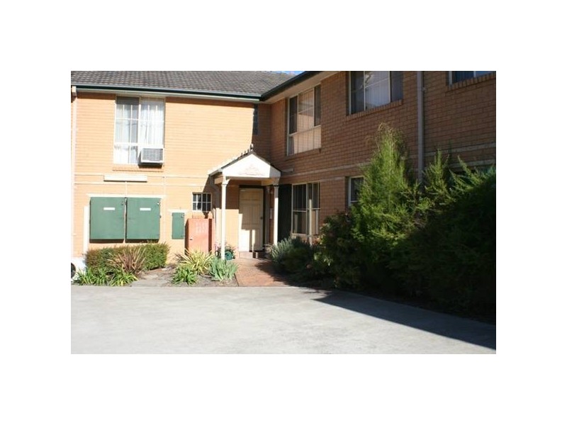 7/4 Margaret Street, Picton NSW 2571
