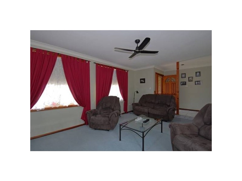 3 Bottlebrush Close, Picton NSW 2571