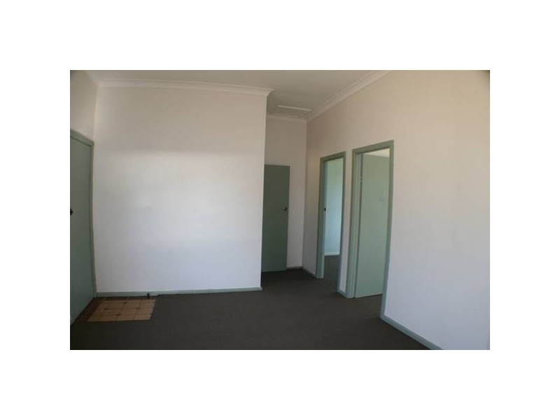 16 Milne Street, Tahmoor NSW 2573