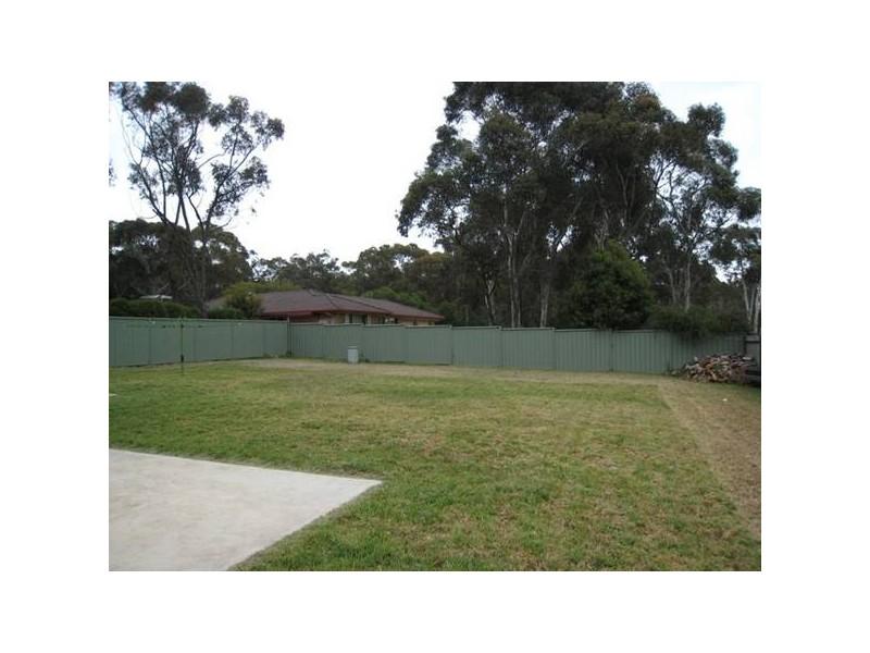8 Western Road, Yerrinbool NSW 2575