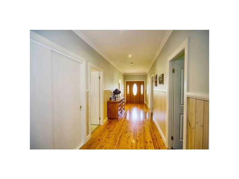 6 Dunroman Lane, Buxton NSW 2571