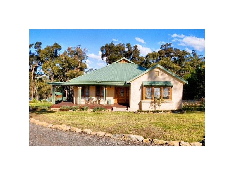 6 Dunroman Lane, Buxton NSW 2571