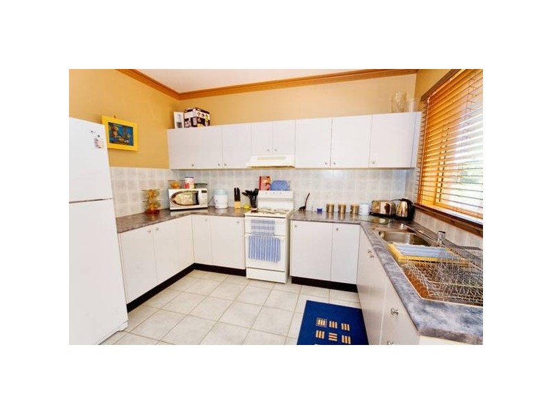 1 Ryan St, Thirlmere NSW 2572