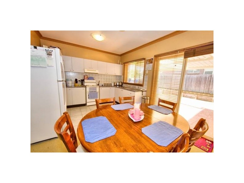 1 Ryan St, Thirlmere NSW 2572