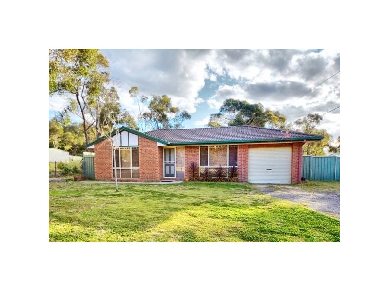 8 Western Road, Yerrinbool NSW 2575